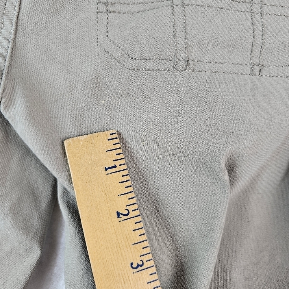 Prana Hiking Pants light weight Women’s 6 Outdoor Travel Walk Cargo Khaki - Picture 11 of 12